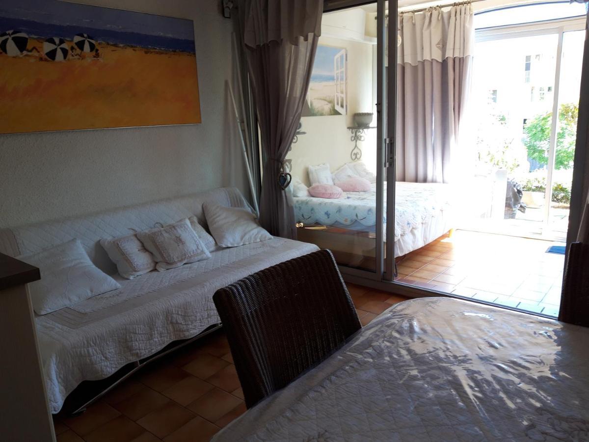 T2, Jardin, Veranda Chambre, Climatisation, Parking Privatif, Proche A Pied Centre, Plage, Gare, Pour 3 Adultes Ou 2 Adultes Avec 2 Enfants Бандоль Экстерьер фото